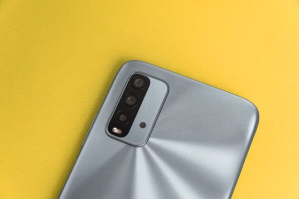 Samsung Galaxy Z Flip по доступной цене и с новым дизайном