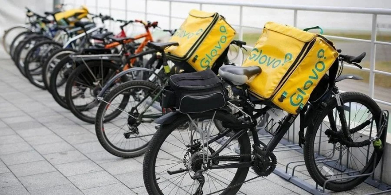 Чек майже на 100 тисяч грн. У Glovo розповіли, що замовляли українці у 2023 році
