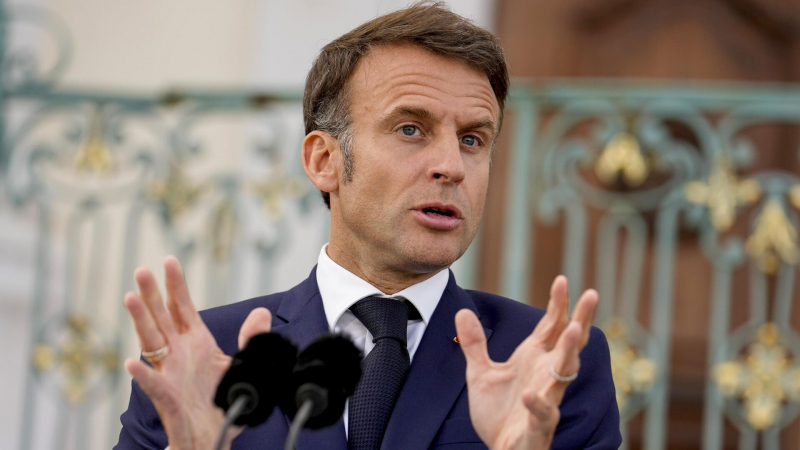 Макрон не сможет объединить страны ЕС, заявил французский политик