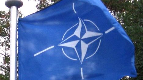 НАТО станет реальной силой после увеличения расходов, считает Госдеп