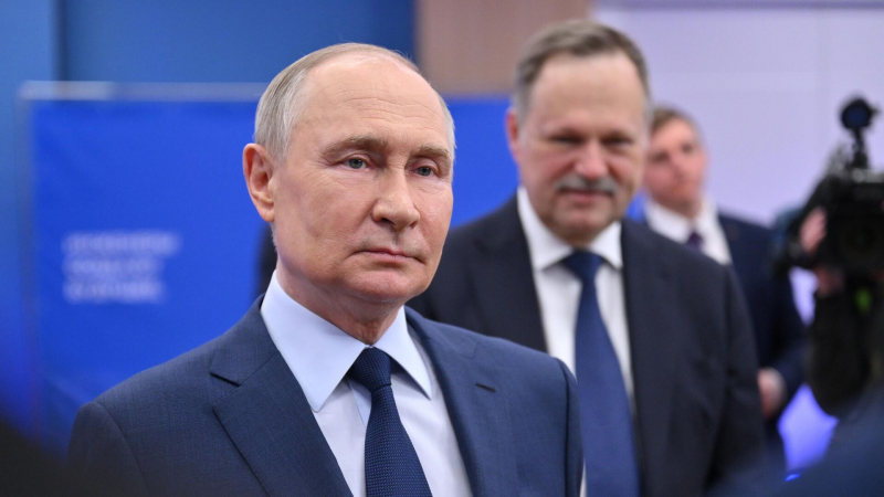 Путин встретится с зарубежными координаторами "Бессмертного Полка"